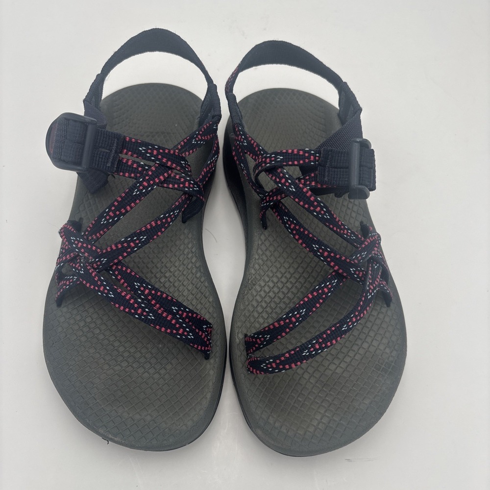 Chaco Women's  6  Us‎ Classic Adjustable Simple Sandal Macy Blue Hot Pink